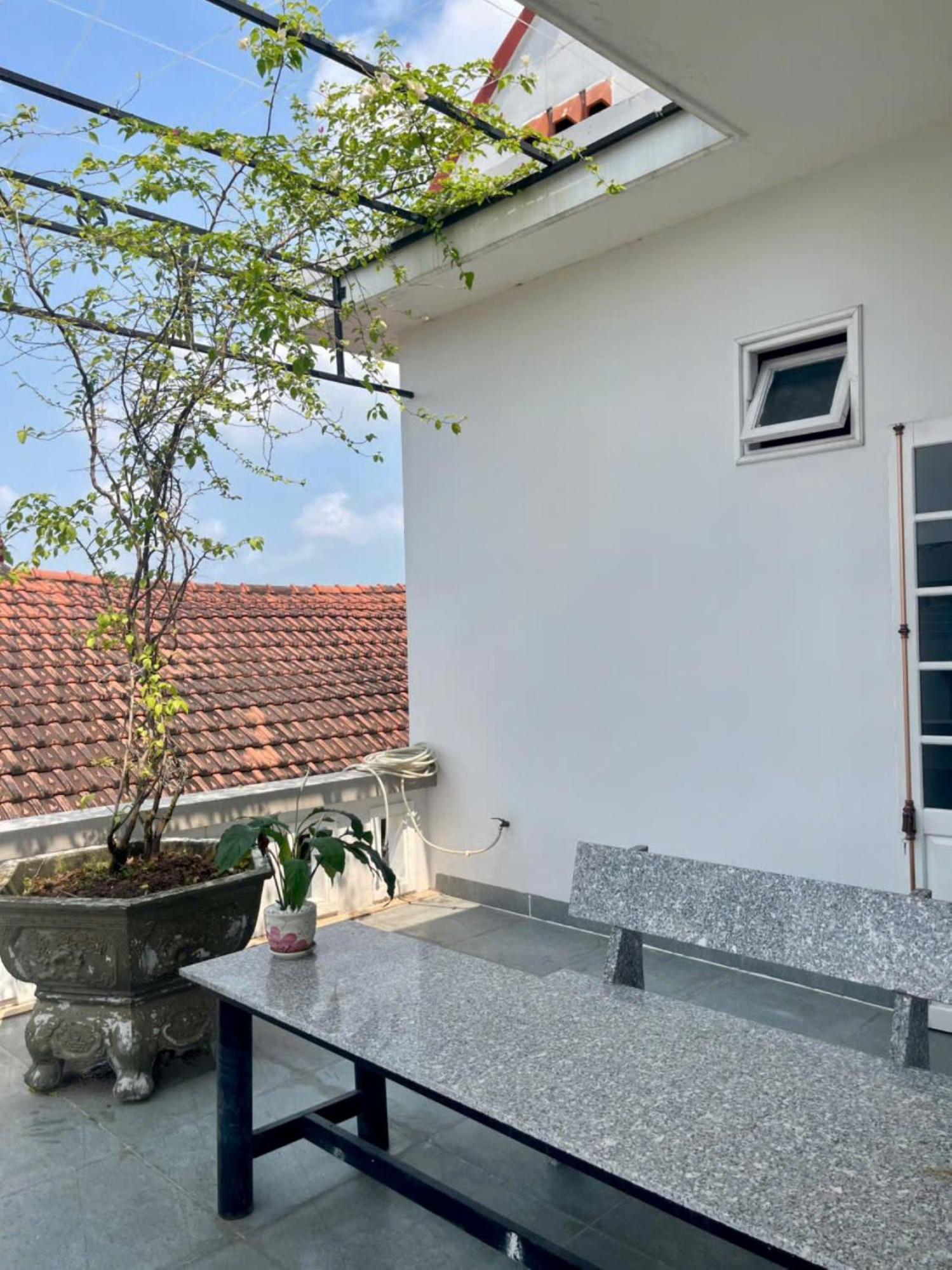 Nhat Long Homestay Hue Bagian luar foto