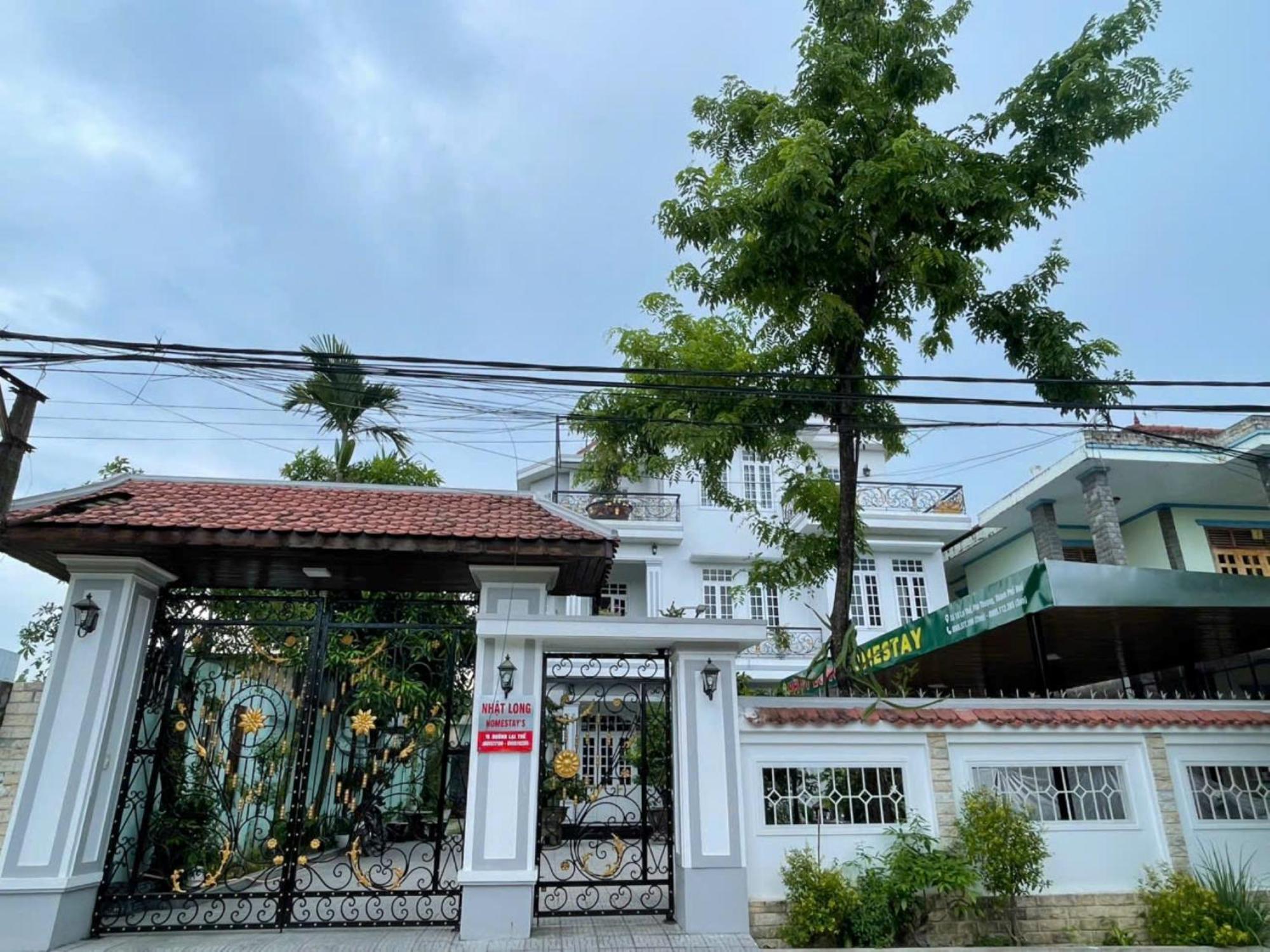 Nhat Long Homestay Hue Bagian luar foto