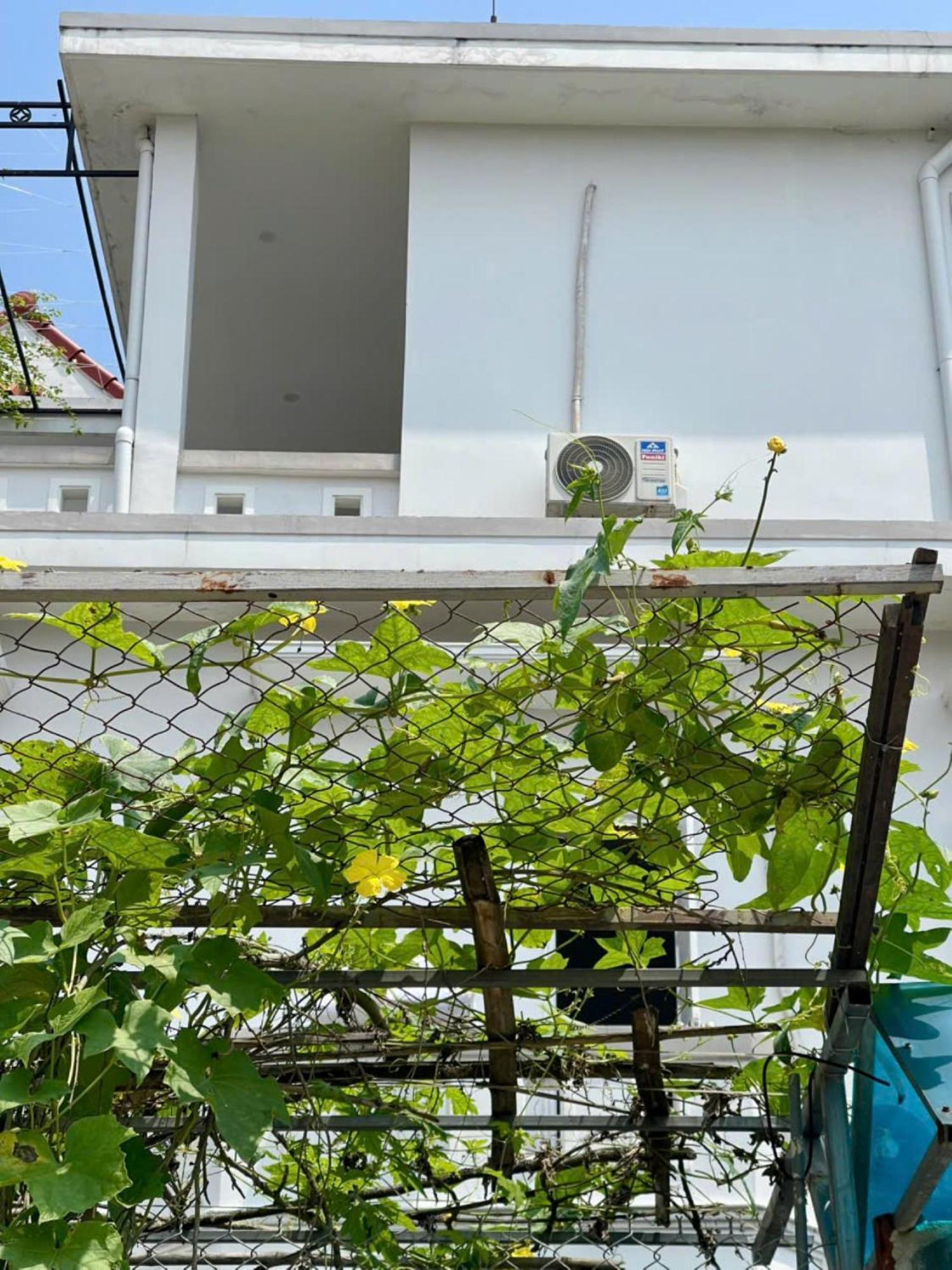 Nhat Long Homestay Hue Bagian luar foto